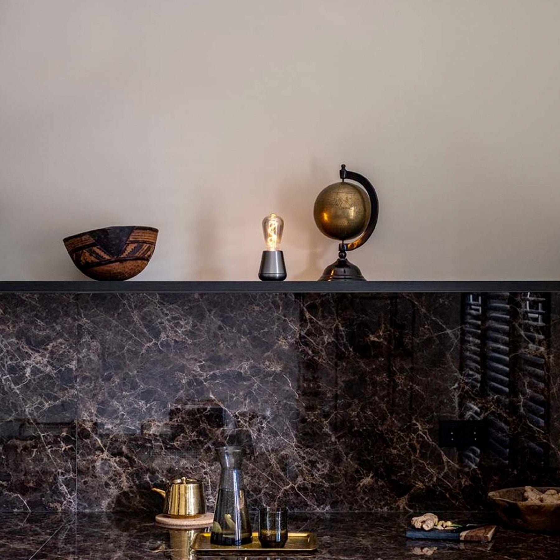 One Wireless Smokey Table Lamp