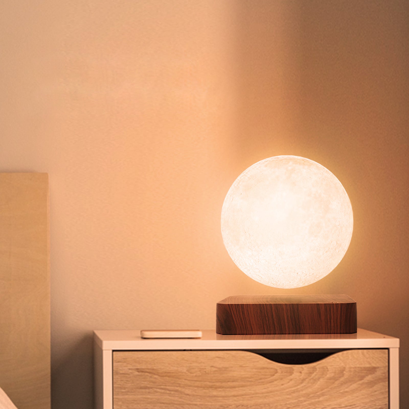 Levitating Sphere Lamp